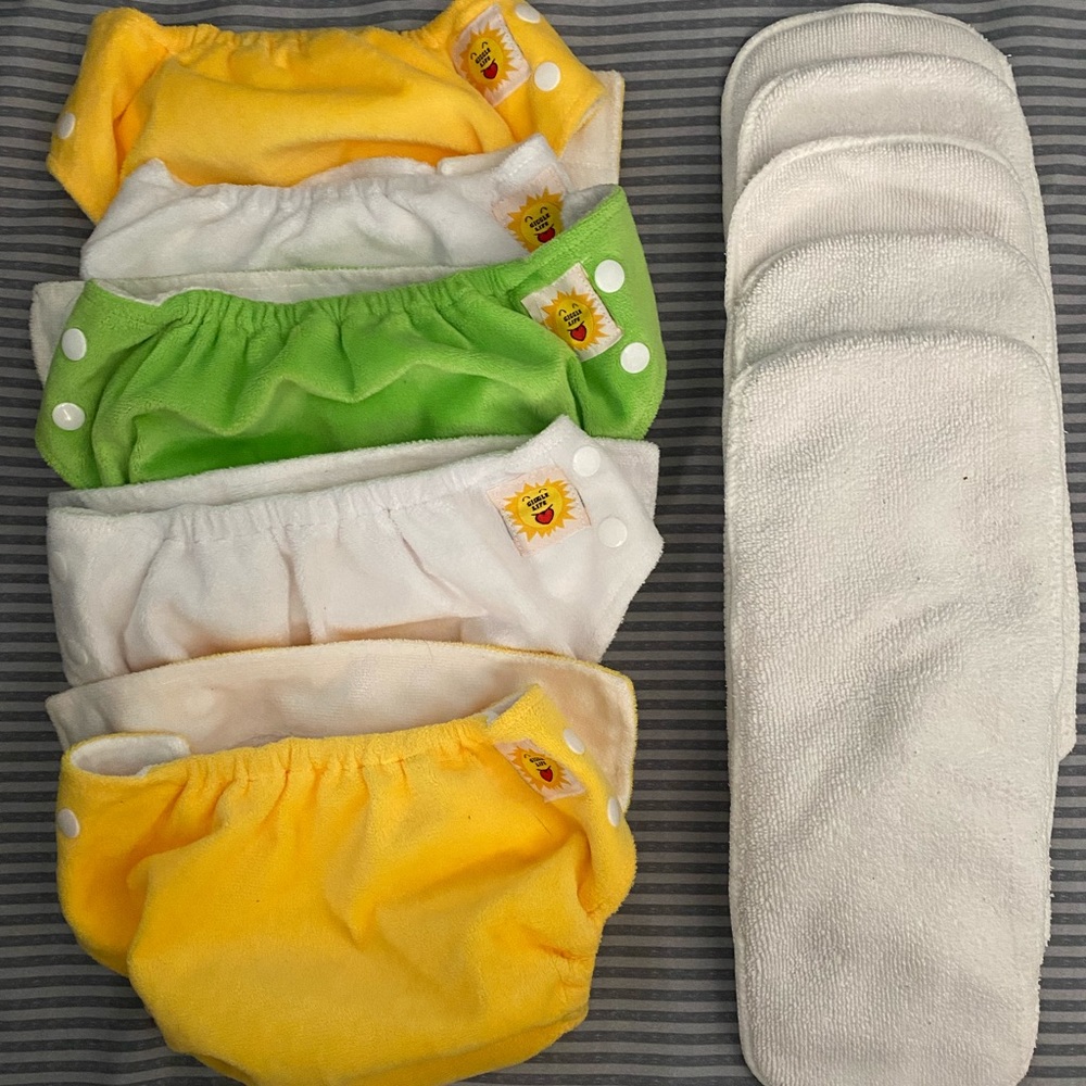 5 Cloth Adjustable Diapers & 5 heavy duty liners